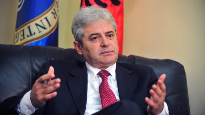 Ali Ahmeti: Shqiptarët në regjistrim nuk mund të jenë më pak se 25 për qind
