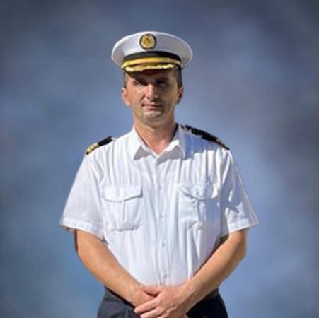Ndahet nga jeta kapiteni i rangut të III, Bledar Kasneci/ Peleshi: Forcat Detare humbën një prej njerëzve më të përkushtuar