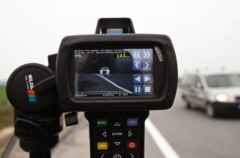 Në Shkup sanksionohen 155 shoferë, 34 për tejkalim të shpejtësisë së lejuar