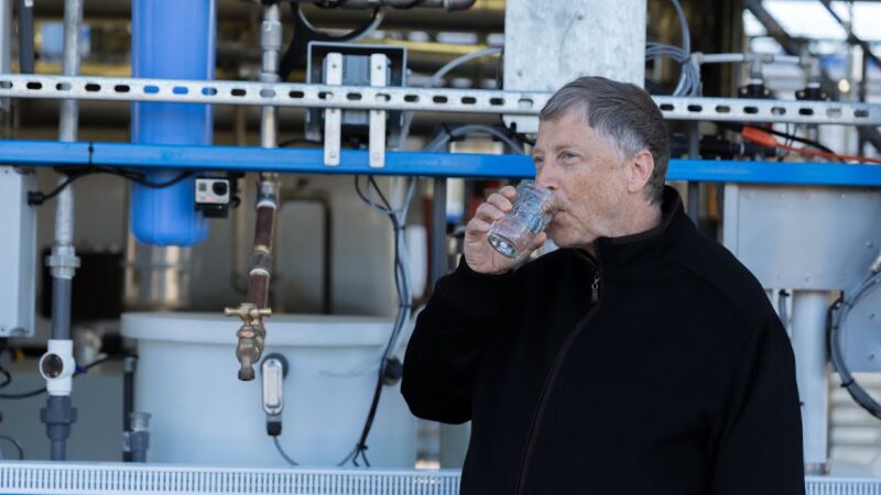 Bill Gates perqëndrohet në Hidropanele si e ardhmja e ujit