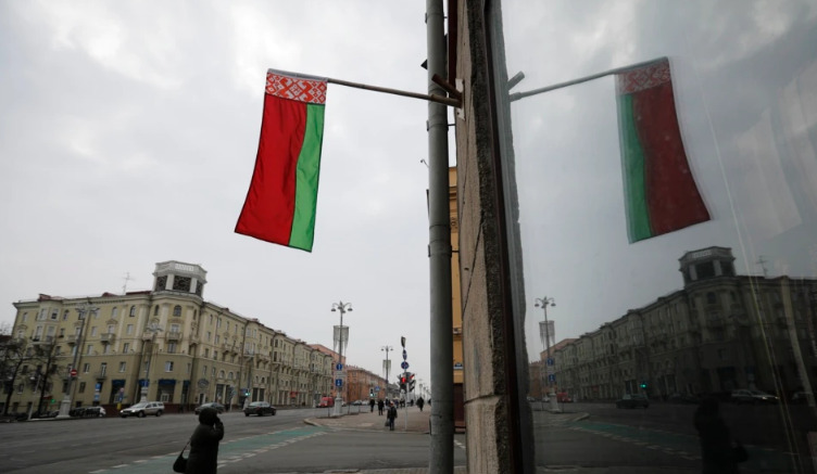 Bjellorusia dënon gazetaren e televizionit polak, Varshava proteston