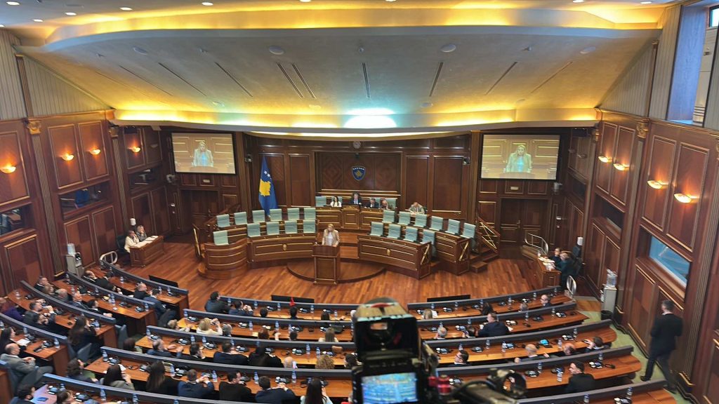  S bëhemi pjesë e cirkut tuaj  Kadriaj  Zdravo Mimoza