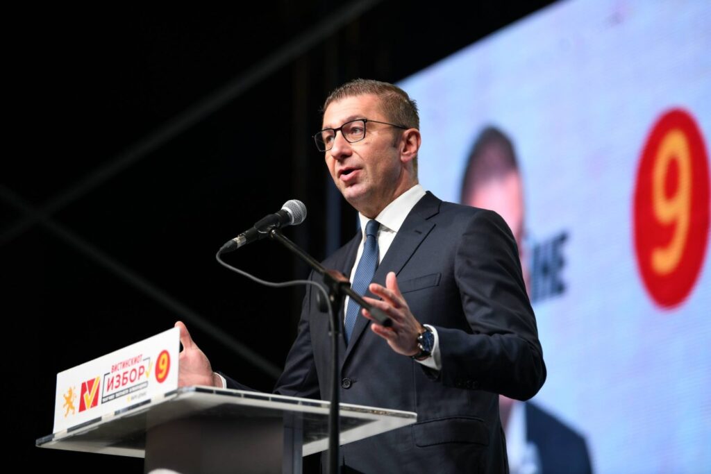 Mickoski: Pyetja e vërtetë për kryetarin e LSDM-së është nëse ai mbështet një person që është në listën e zezë të SHBA-së