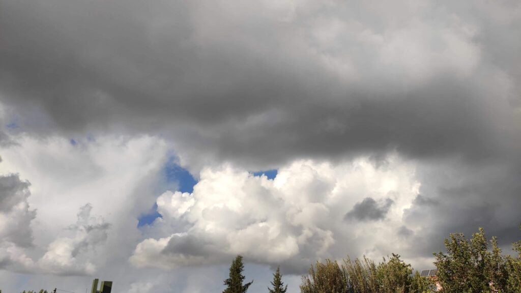 Kushte atmosferike të paqëndrueshme, ja parashikimi i motit për këtë të shtunë
