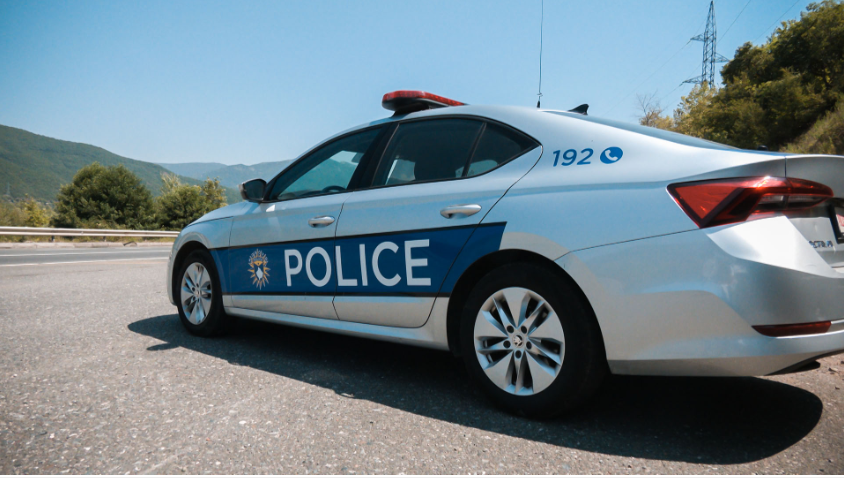 Zbulohet rrjeti turk i drogës në Fushë Kosovë: Katër të arrestuar, përfshirë pronar kompanie transporti