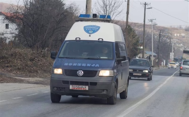 Policia në aksion – kontrolle dhe arrestime në disa vende