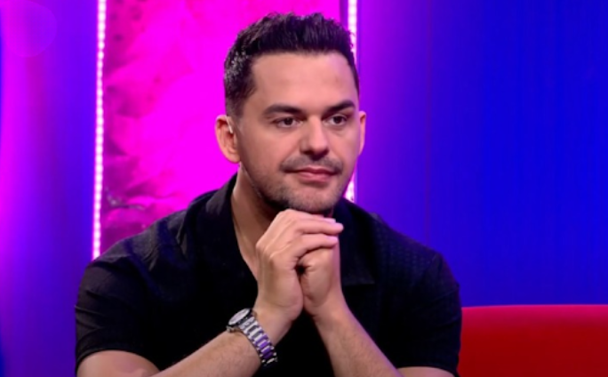 Ka ndërruar jetë këngëtari Shpat Kasapi