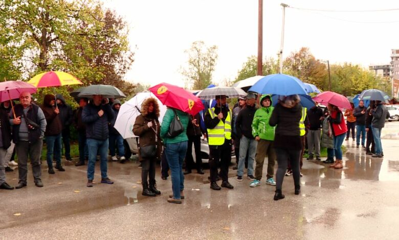 Punëtorët e “Florakom” dhe “Luna”: Nëse nuk marrim pagat, bojkot 72 orësh për pastrimin e Shkupit