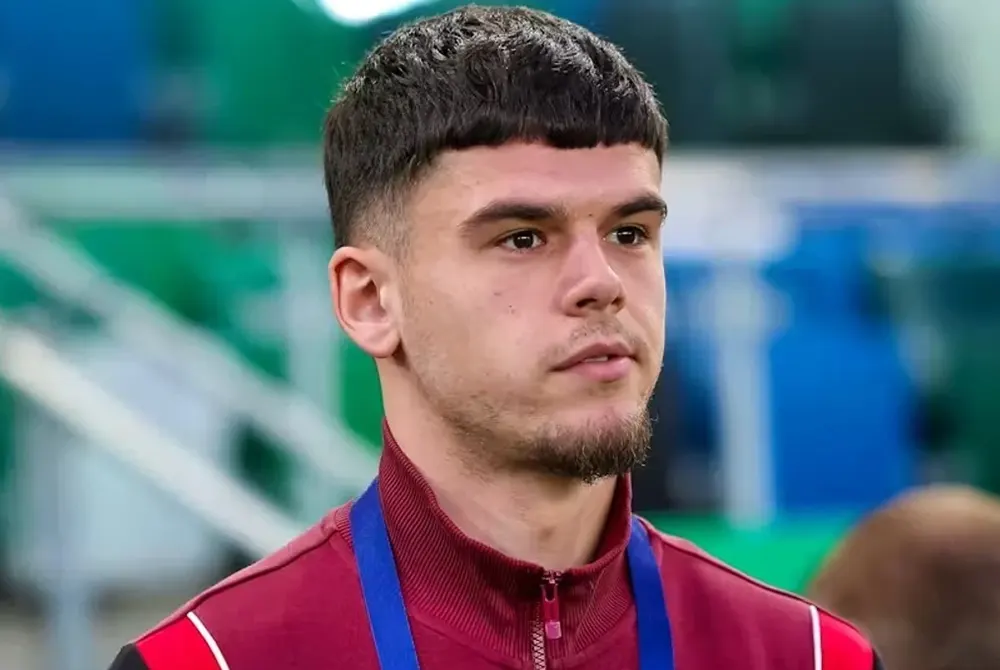 Albian Hajdari rrëfen rëndësinë që ka kualifikimi në Kupën e Botës: Më shumë se futboll, do të ishim shpresa e një gjenerate