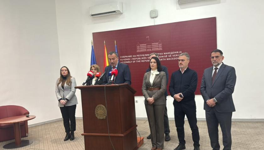 FE ja kërkon që paga minimale për personat me arsim të mesëm të bëhet 600€  ndërsa 800€ për personat me arsim të lartë