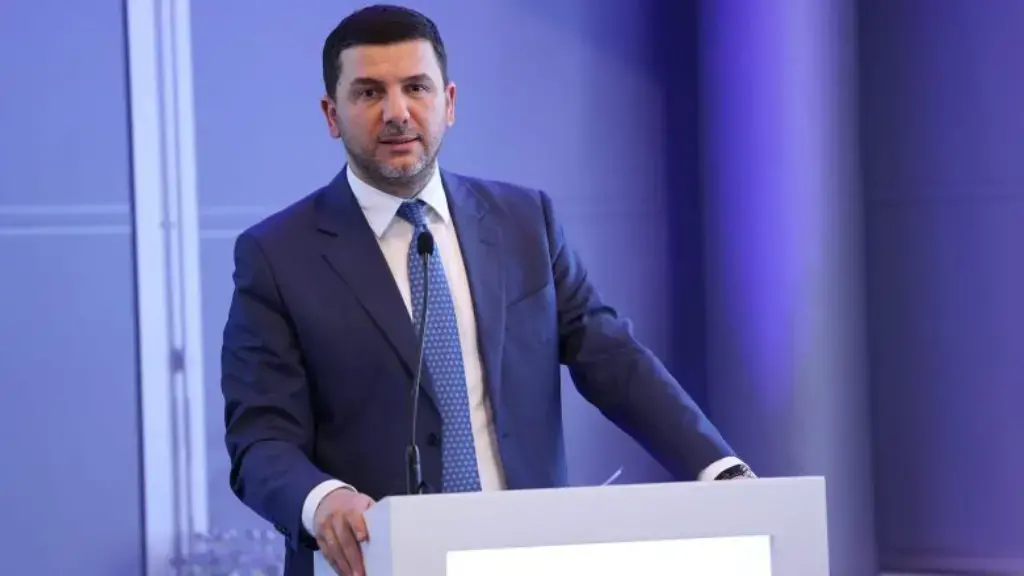 Memli Krasniqi jep dorëheqje nga posti i kryetarit të PDK-së
