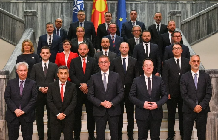 Mickoski: VLEN-i nuk do të marrë ministri shtesë, personi i njejtë do të jetë edhe zëvendëskryeministër edhe ministër