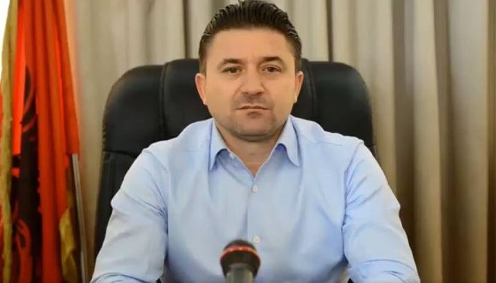 Ish kryetari i bashkisë së Kavajës, Elvis Roshi paraqitet në SPAK