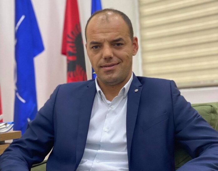 30 ditë paraburgim për Bujar Dardhishtën dhe 6 të arrestuar tjerë