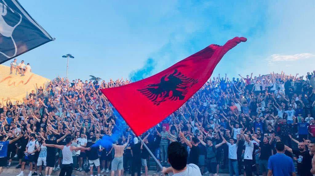 “Shvercerat” mbështesin protestën e 13 dhjetorit në Shkup: Lufta e UÇK-së ka qenë luftë e drejtë dhe për liri