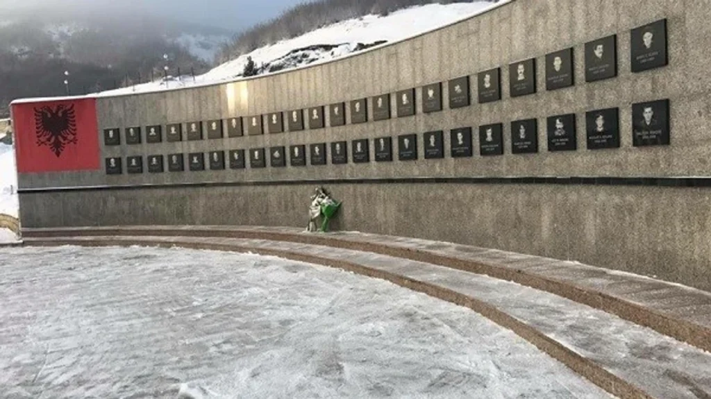 Prokuroria Speciale ngrit aktakuzë ndaj 21 personave për masakrën e Reçakut