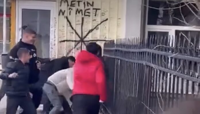 Vazhdojnë hetimet për rrahjen brutale në shkollën e Sarajit, kërkohet bashkëpunim më i madh për parandalimin e dhunës