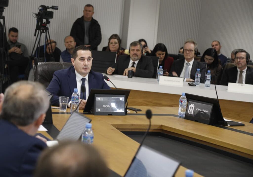 “Mund të dëgjoj dhe të pres zyrtarë, por…”- A do pranonte ndërhyrje si drejtues i SPAK dhe çfarë e nxiti të kandidojë? Përgjigjet Klodian Braho