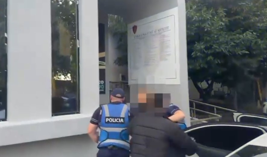 Kërcënoi drejtorin e IKMT-ës, arrestohet inspektori! Kushëriri i tij po kryente gërmime dheu