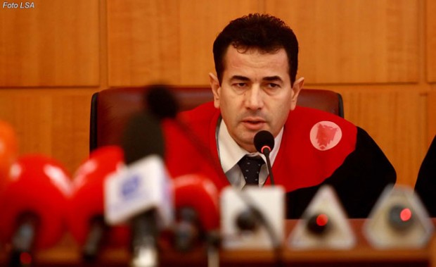 Ankimoi konfiskimin e apartamentit, Apeli i GJKKO lë në fuqi vendimin e Shkallës së Parë për ish-kreun e Kushtetueses Bashkim Dedja