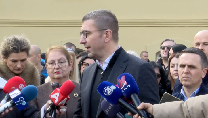 Ideja për anëtarësim në BE pa të drejtë vote, Mickoski: Ta shohim njëherë atë “non paper”!