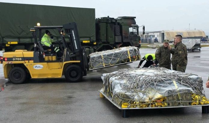 Kosova pranon dërgesën e radhës të sistemeve raketore anti-tank OMTAS