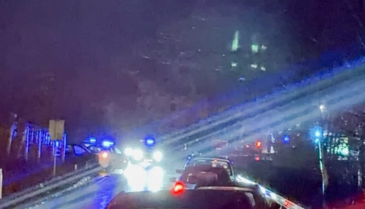 Aksident zinxhir në autostradën Tetovë–Gostivar, përfshihen 10 automjete, shkak ngricat në rrugë