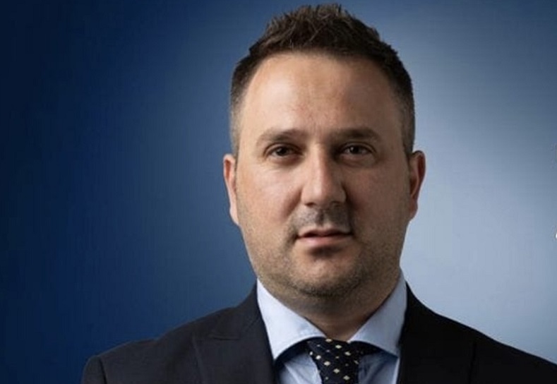 Zeqirja Tairi deputet i ri në Kuvend  në vend të Bekim Salit