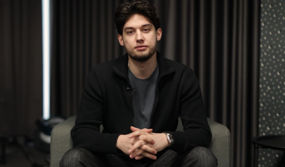 Studentët shqiptarë të juridikut paralajmërojnë protesta për provimin në shqip të jurisprudencës