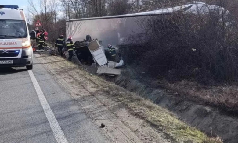 Tjetër tragjedi rrugore në Rumani  tre persona humbin jetën pranë vendit ku ndodhi aksidenti fatal me tifozët e PAOK ut