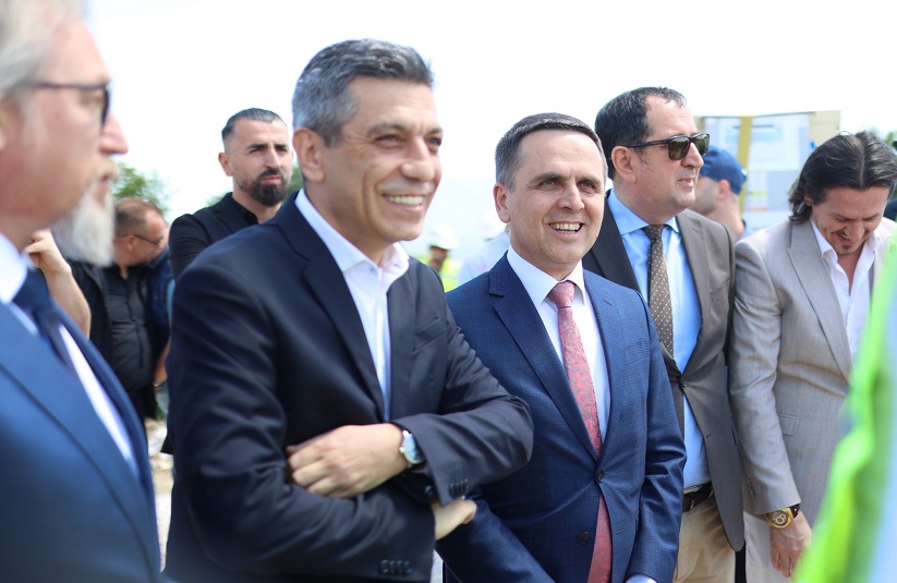 Liderët e VLEN-it javën e ardhshme në Kosovës, finalizohet marrëveshja: Dy bashkëkryetarë dhe një kryesi e ngushtë me 5 anëtarë!