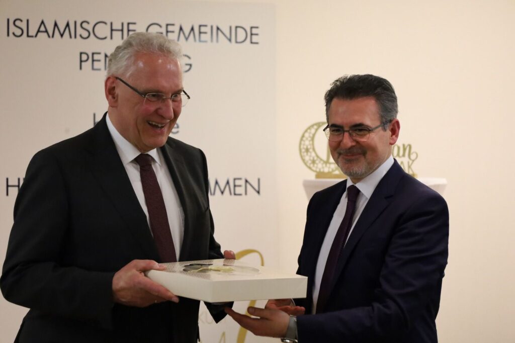 Shkupjani Benjamin Idriz nikoqir i mbrëmjes historike në Xhaminë e Penzbergut