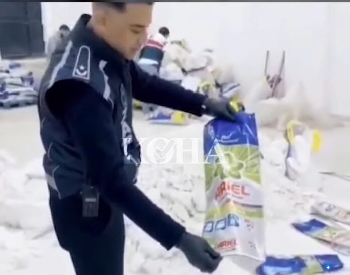 Policia turke kap edhe 3 ton  Ariel  të falsifikuar të destinuar për në Tetovë 