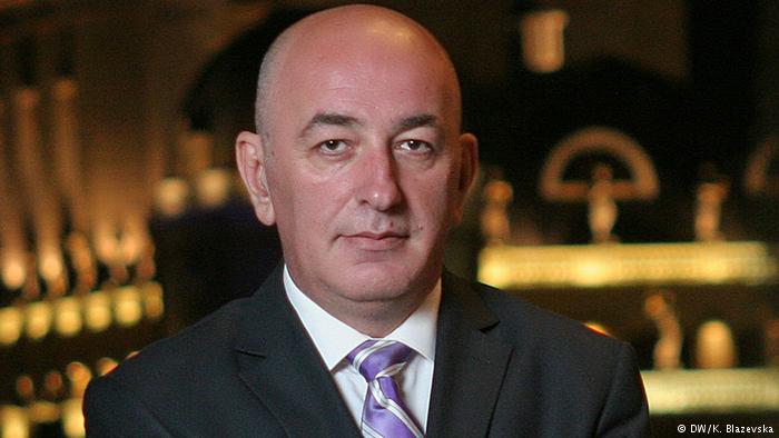 Zekolli  Heshtja e Ambasadave perëndimore  deshmon gabimin historik që shqiptarët pranuan çarmatimin vullnetar