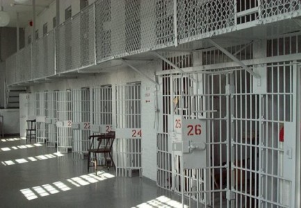 Ndërron jetë i burgosuri në Korçë  po vuante dënimin përjetë për vrasje  Zbulohet shkaku