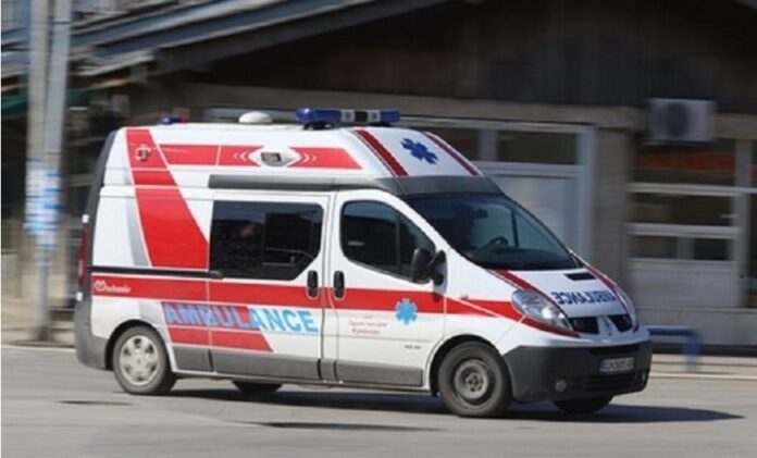 Vdes 38-vjeçari në Gostivar, u dërgua me urgjencë në spital por nuk mbijetoi, trupi dërgohet për obduksion