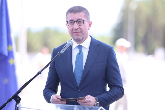 Qytetarët të jenë të qetë, situata stabile, thotë Mickoski