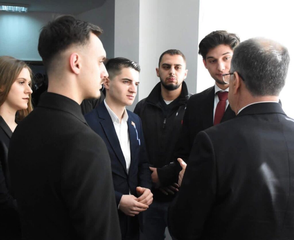 Furkan Saliu: Studentët shëndija që mund të zgjojnë këtë popull nga apatia 30 vjeçare