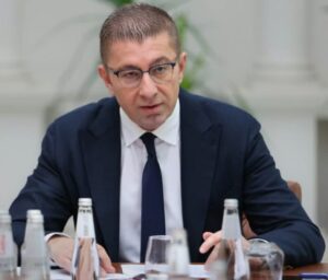 Mickoski: Ligji për Arsimin e Lartë është çështje shtetërore, jo politike