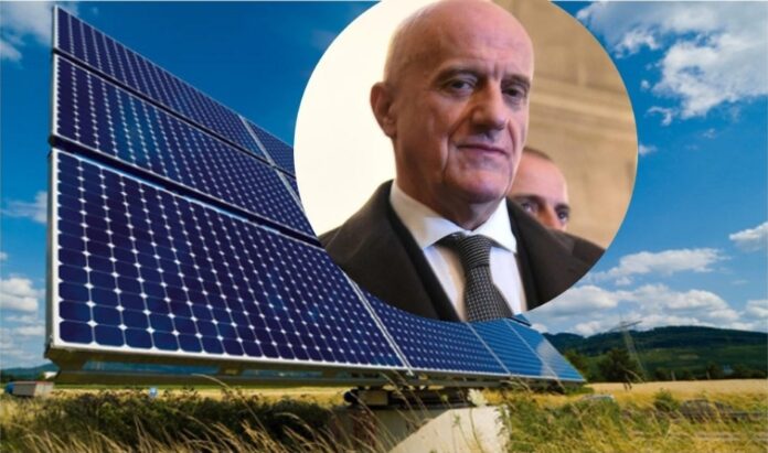 Qeveria ndalon projekte energjetike, por kompania e Daka Davidoviqit mbetet në listë!