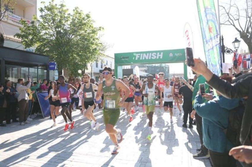 Përfundon  Green Half Marathon 2026   800 garues nga 40 shtete në Berat