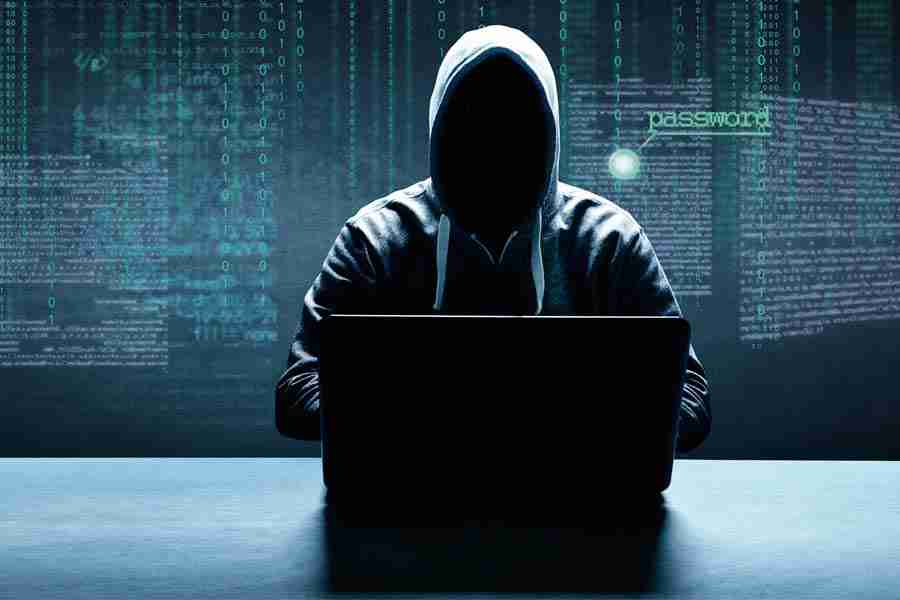 Dy persona në Reçicë të Madhe dyshohen se organizuan treg të paligjshëm online