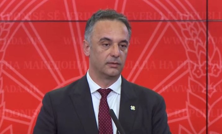 Aliu  Mbi 1 250 punësime në shëndetësi  infermierët janë shtylla e sistemit