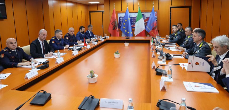 Policia e Shtetit dhe Guardia di Finanza nisin për të 15-in vit radhazi fushatën antikanabis, Hita: Luftë dhe betejë kundër narkotikëve, dëmtojnë të ardhmen tonë!