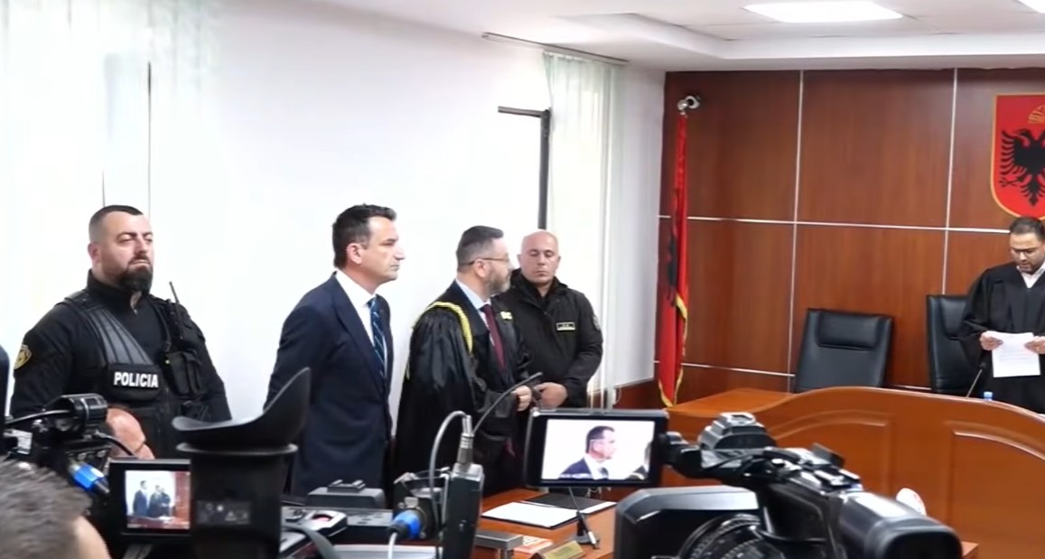Erion Veliaj bën rekurs në Gjykatën e Lartë  kërkon zëvendësimin e masës së sigurisë  arrest në burg 