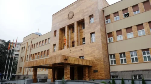 Tensione për Ligjin për përfaqësim të drejtë, pushteti dhe opozita përplasen për amendamentet