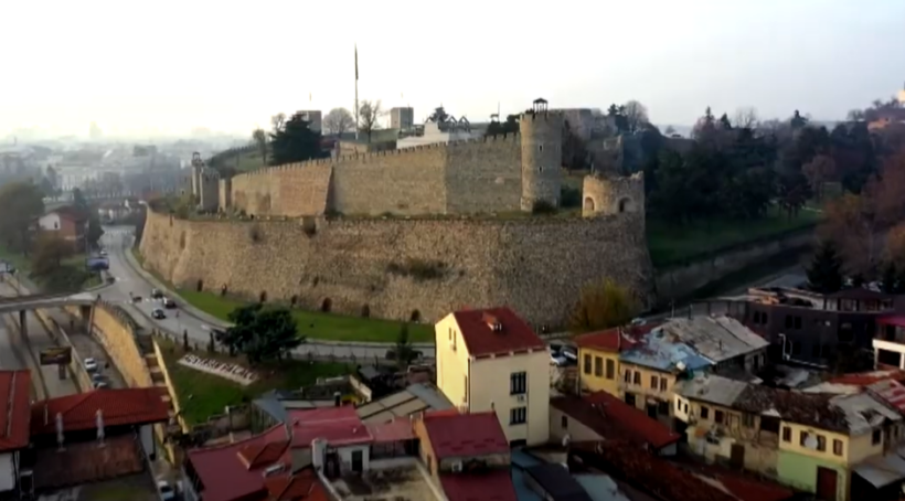 (VIDEO) Kalaja e Shkupit hapet për vizitorët në fillim të gushtit