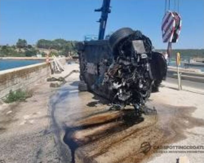 tragjedi-ne-porec-nje-52-vjecar-nga-piroku-i-tetoves-humb-jeten-pasi-ra-me-makine-nga-ura-ne-det