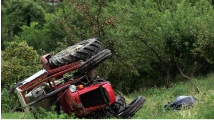 Rrokulliset me traktor  vdes një burrë në Kamenicë