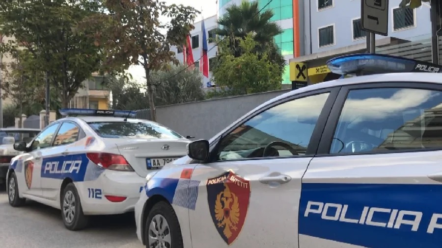 Plagosi me thikë në bark 23 vjeçarin në Korçë  arrestohet autori